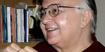 رحيل الأديب السوري وليد إخلاصي عن 87 عاماً