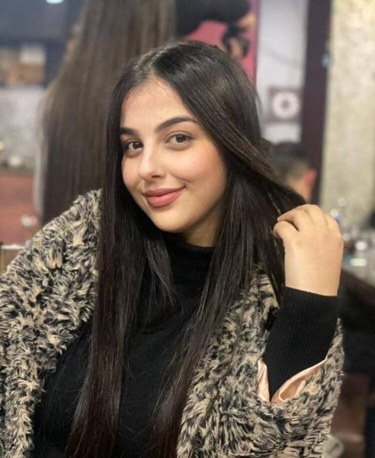 حوار مع المعلمة /بتول ميهوب/