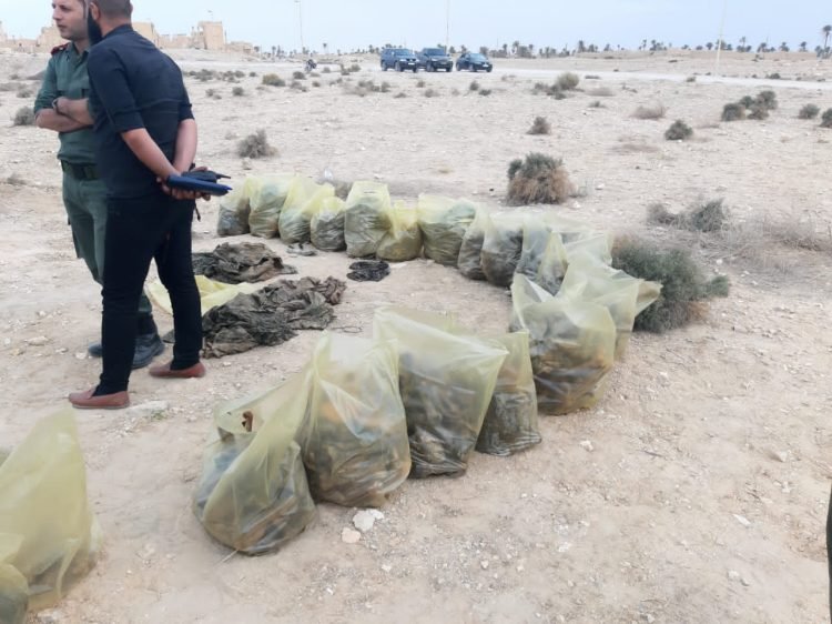 كشف مقبرة جماعية في تدمر نفذها داعش اثناء سيطرته عليها..