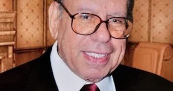 وفاة الأكاديمي والناقد المصري الدكتور صلاح فضل