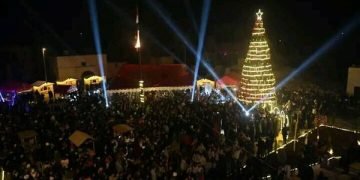 إضاءة شجرة السلام وافتتاح مهرجان القرية الميلادية في  ساحة الحطب بحلب القديمة