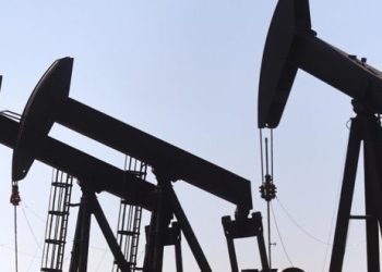 ارتفاع أسعار النفط مع ازدياد حالة الضبابية في الإمدادات.