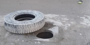 حفر بلا أغطية في معضمية الشام تشكل خطر كبير