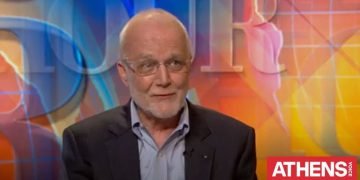 وفاة الروائي الأمريكي راسل بانكس عن 82 عاماً