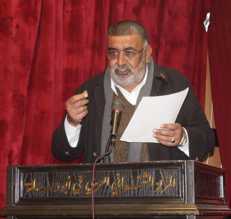 غادَرتَني وتركتَ نزف جراحي