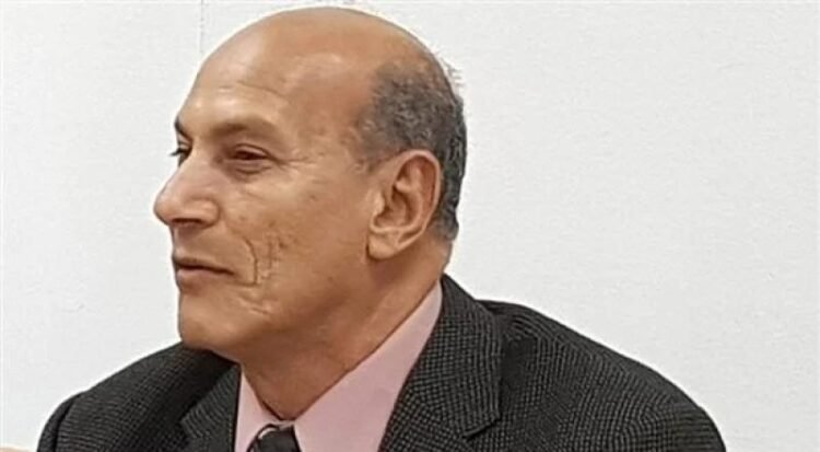 وفاة الناقد الأدبي المصري الدكتور عبد الرحيم الكردي