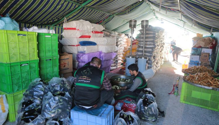 الحكومة السورية تخصص 8 مخازن لخلية الأزمة والإغاثة التابعة للعتبة الحسينية