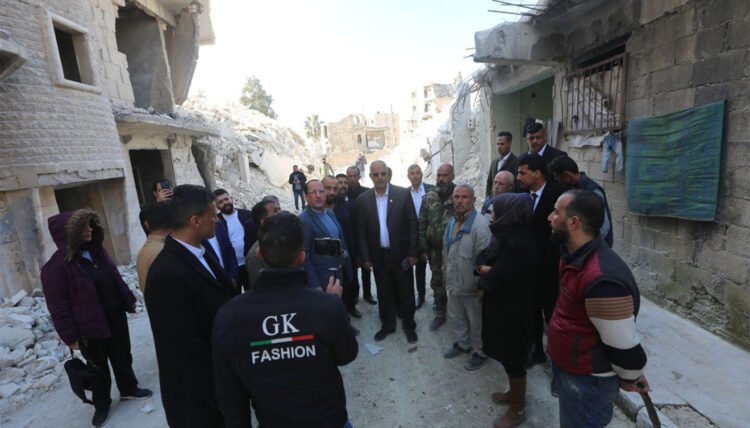 فريق الاغاثة يزور مدينة حلب السورية ومحافظها يشير الى الموقف المشرف للمرجعية العليا والعتبة الحسينية