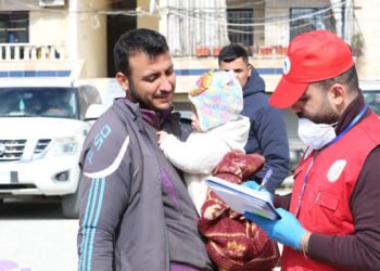 قافلة الاغاثة التابعة للعتبة الحسينية في سوريا استقبلت (7348) حالة مرضية وتم توزيع (37117) وجبة حليب أطفال خلال اسبوع فقط