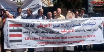 مطالبات يمنية برفع الحصار الجائر عن الشعب السوري