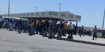 ازدحام كبير يشهده كراج طرطوس من المواطنين