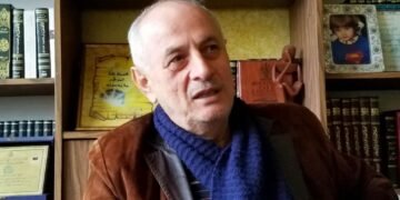 أزعور بين مرشح ومدير….!