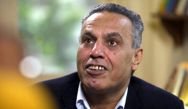 وفاة الروائي المصري حمدي أبو جليل