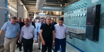 وزير الكهرباء ومحافظ حلب يتفقدان المجموعتين الأولى والخامسة بالمحطة الحرارية بحلب