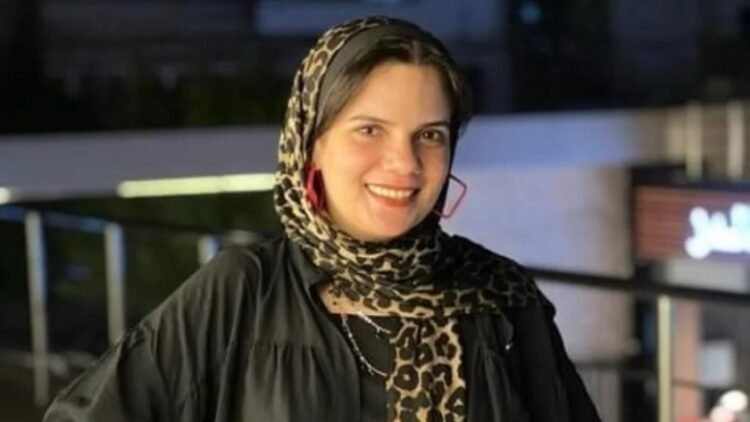 رحيل الناقدة المسرحية المصرية الشابة رنا أبو العلا