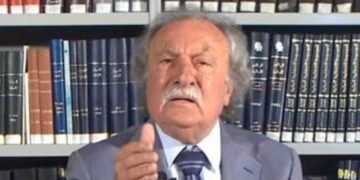 وفاة الأديب والصحافي اللبناني إلياس الديري