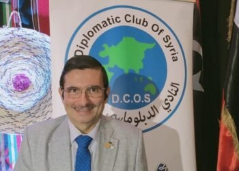 الدكتور فراس رجوح مشاركا في أنشطة النادي الديبلوماسي