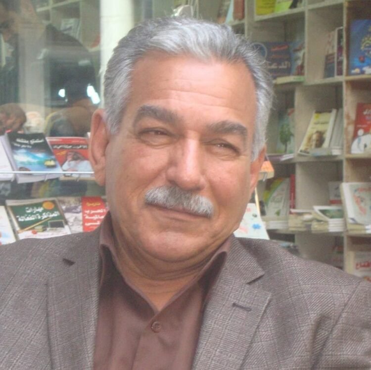 يا مَنْ أطالَ وقوفَهُ في خاطِري