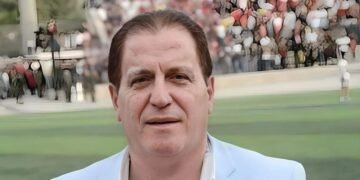 وفاة الإعلامي الرياضي السوري كامل نجمي