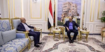 اليمن:الرئيس المشاط يلتقي رئيس حكومة التغيير والبناء