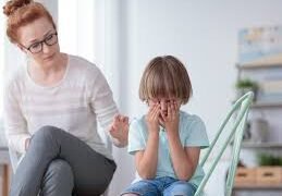 صدمات الطفولة تزيد من خطر الإصابة بالأمراض المزمنة