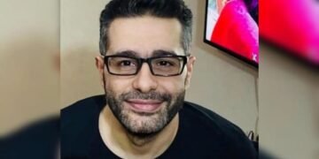 الموت يغيب الشاعر الغنائي المصري أحمد علي موسى