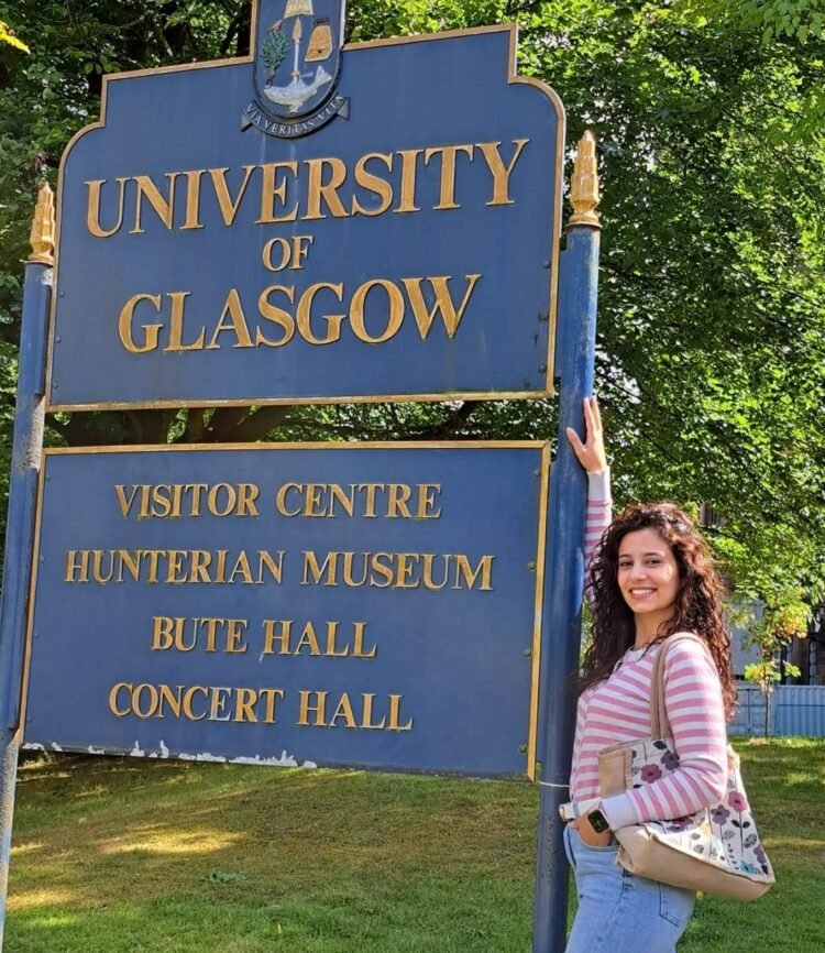 نفحة اغتراب : طموح الشباب