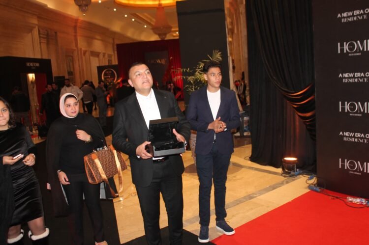 تكريم شركة بلو انفيستمينت للاستثمار العقاري